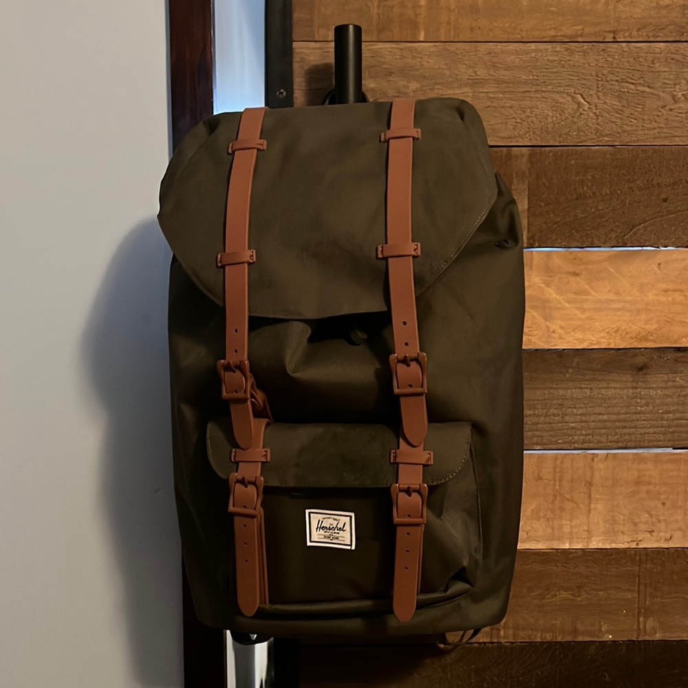 Herschel Little America - Mid Volume, Like New